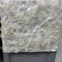 125 Chivalry Chair Covers - Ivory