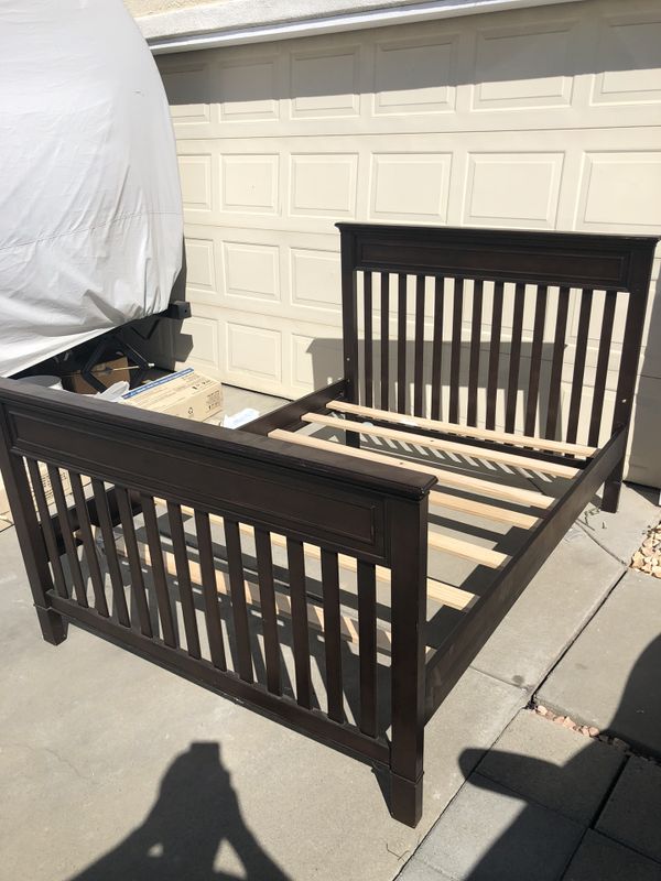 Cafe Kid Jamison Convertible 4in1 Crib/ Full Bed for Sale in