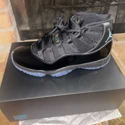 Jordan 11 Gamma (size 10.5)