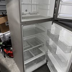 Whirlpool Refrigerator