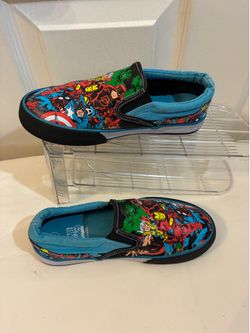 Marvel comics avengers slip on sneakers for boys size 1