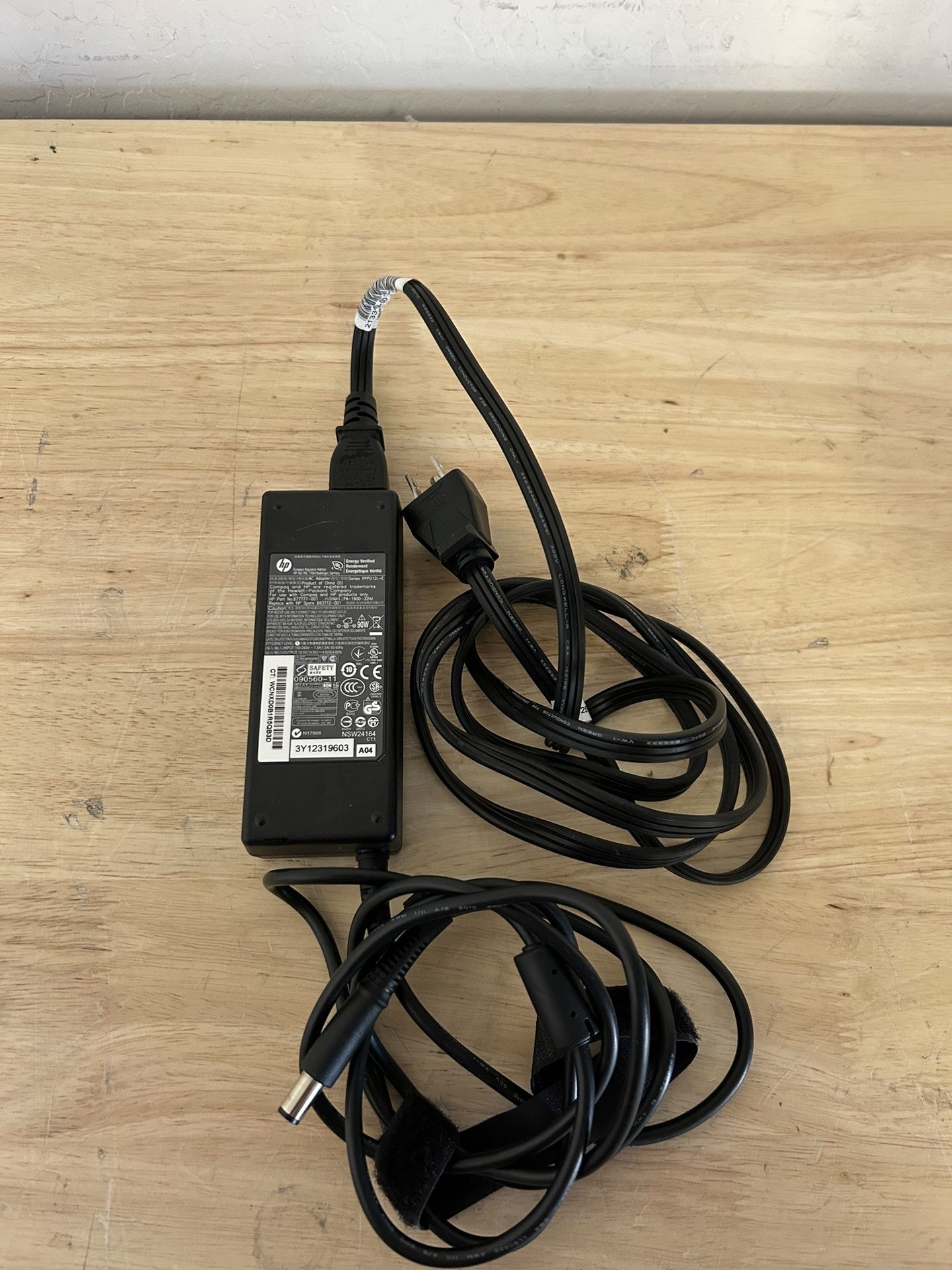 Genuine 677777-001 PPP012L-E OEM HP AC ADAPTER 19.5V PROBOOK 450 G4