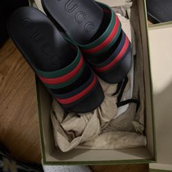Men Gucci Flip Flops