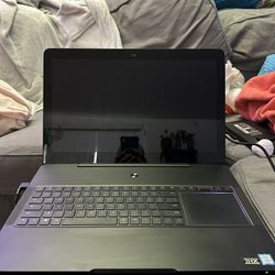 Razer Blade 17 Touch Laptop, i7-7820hk, 32gb Ram, Gtx 1080