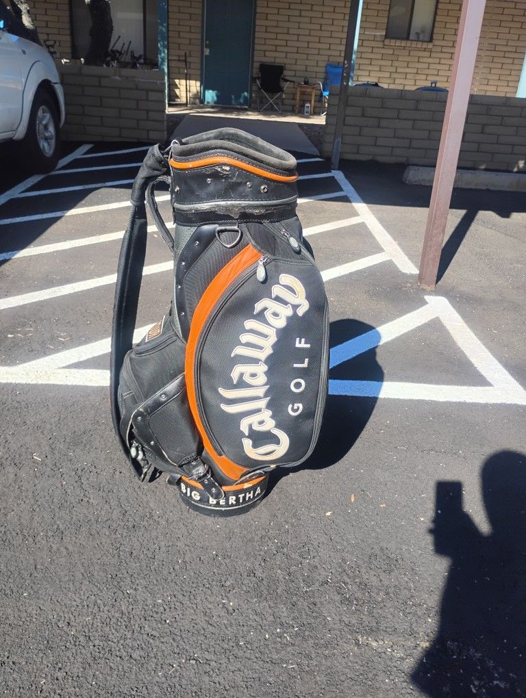 Golf Bag! Golf Clubs! Callaway Fusion Staff Bag!