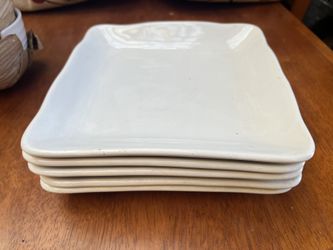 5 plates and 5 bowls