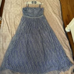City Studio Dress , Size 15-16 For Juniors , Good Conditions And Clean . 