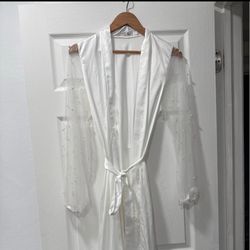 White Robe with Pearl Sleeves 