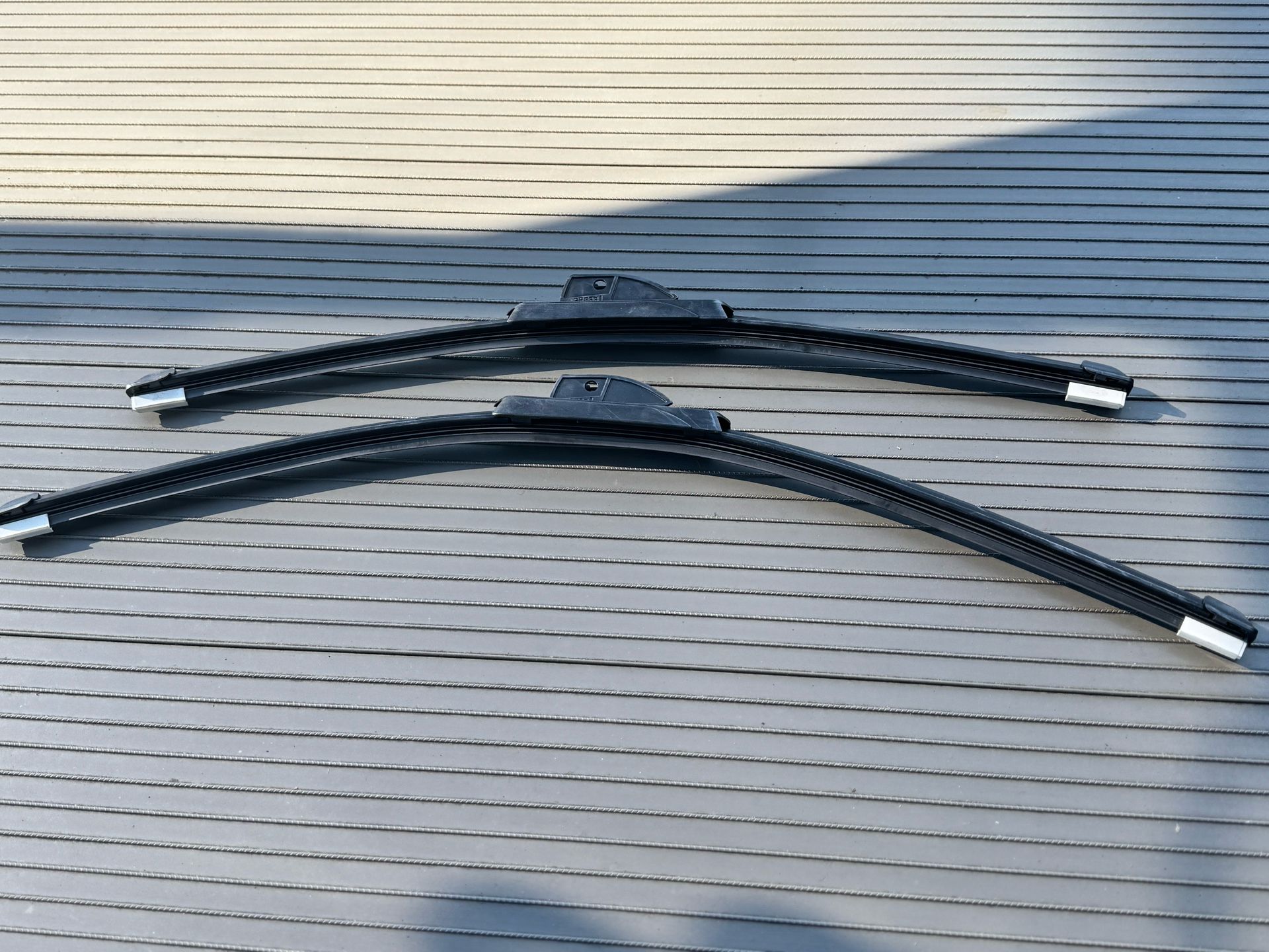 Michelin Car Wipers. 24" and 20"