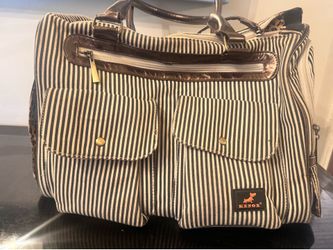 small pet carrier bag
