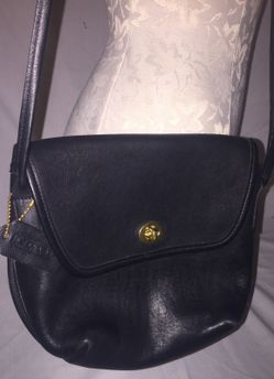 Vintage Coach 0865-346 leather purse nice