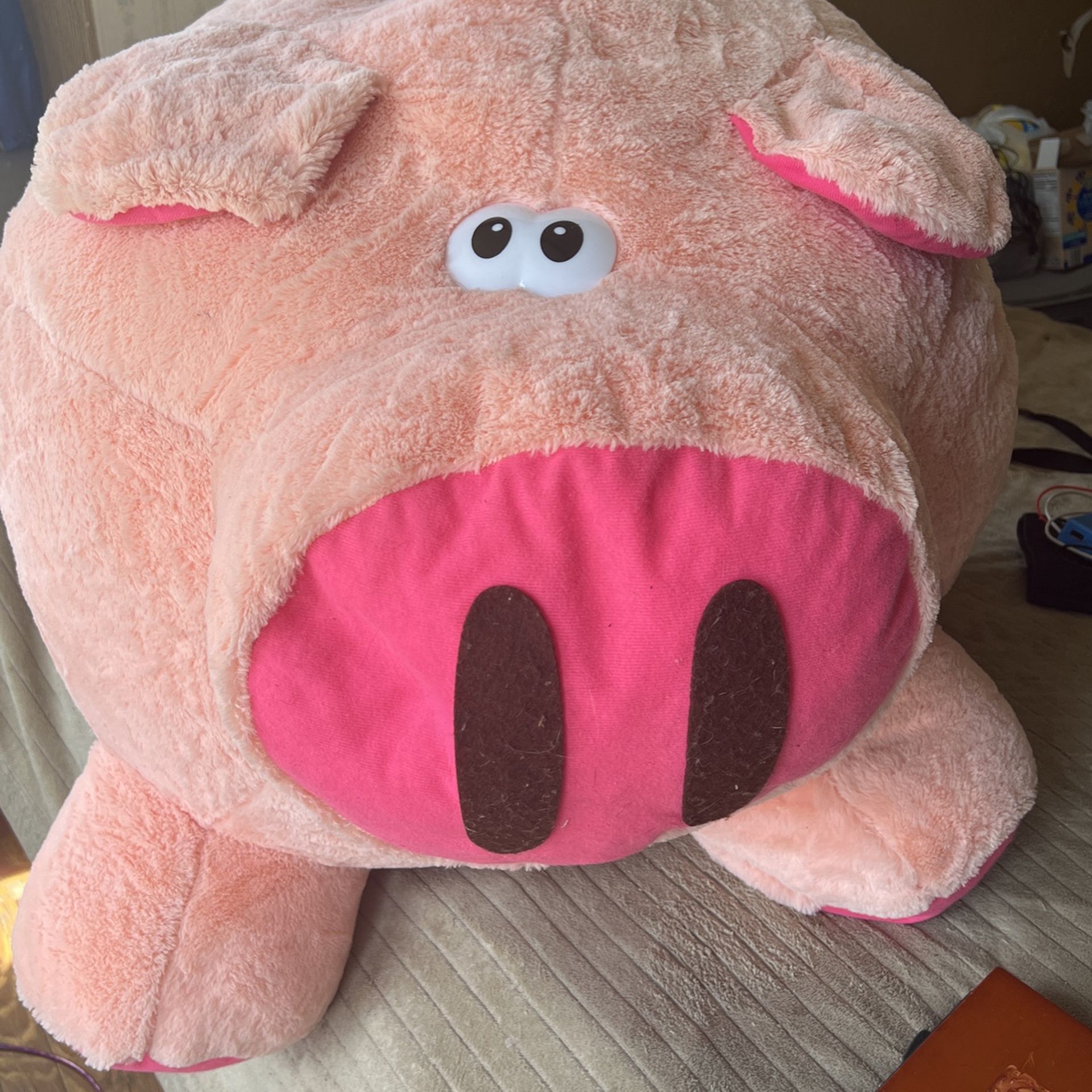 Giant Stuffed Pig Small Hole On Side See Picture For Reference