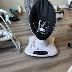 4moms Mamaroo Baby Swing 