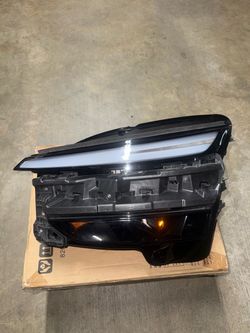2025-26 Tesla Model Y Juniper Left Headlight Assy