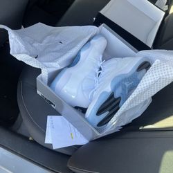 Jordan Retro Blue