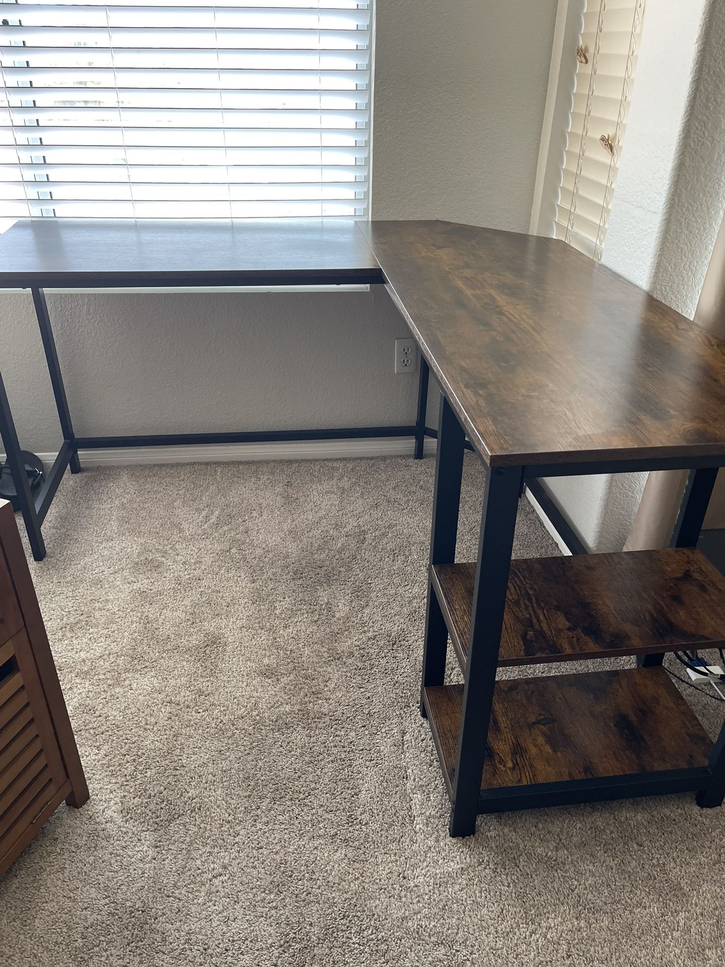 Corner Desk for Sale in Riverside, CA OfferUp