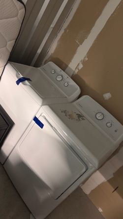 Washer and dryer set