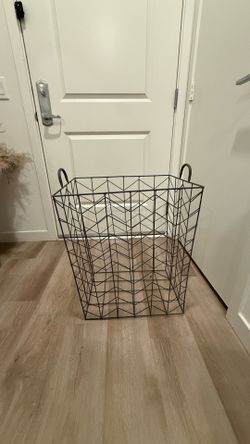 Laundry baskets