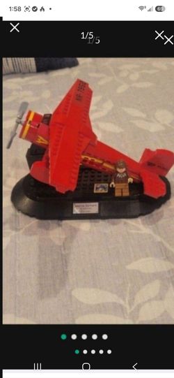 Lego Amelia Earhart tribute set