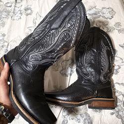 Men Black Boots Size 7M