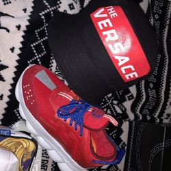Versace chain reaction Sneaker Only! Bag And Bucket Hat Sold Excellent Condition 