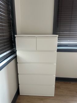 White Chest