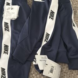2T Nike Boys
