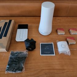 NEW Simplesafe Alarm System W/Camera