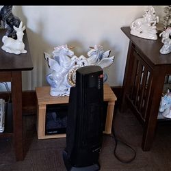 Matching end tables set of 2