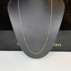 18K Solid Gold Dainty Necklace – 45 cm – Diamond-Cut Gold Bead Details