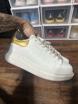Alexander Mcqueens size 10 used authentic