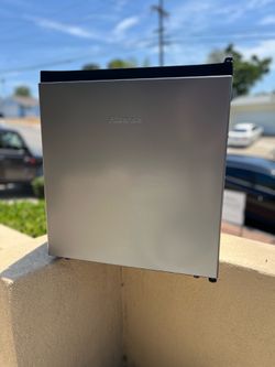 Stainless steel refrigerator mini fridge