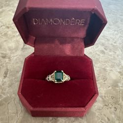 Emerald Engagement Ring 1.45 Carat With 18k Yellow Gold