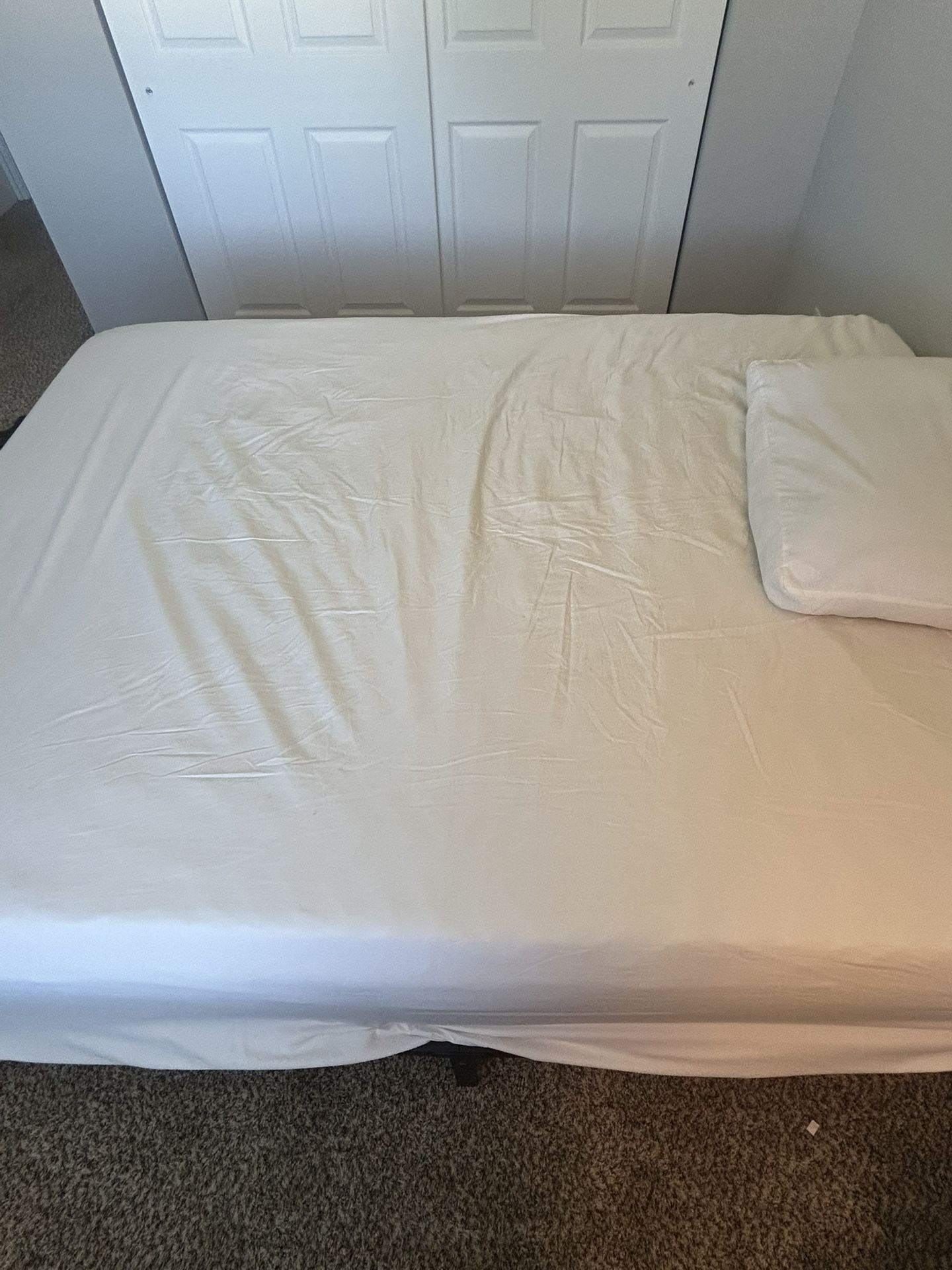 Full Size Bed