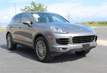 2015 Porsche Cayenne E-Hybrid