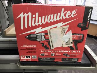 Milwaukee 2 Pic Combo kit brand New In Box!! Negotiable!!