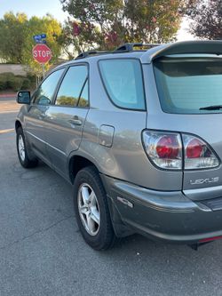 SUV