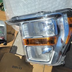 2022 Ford F150 Headlight Left Side