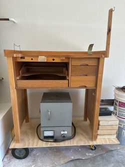 Jewelers bench & Kiln