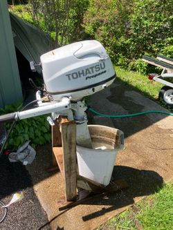 2017 Tohatsu 5 hp propane outboard Long shaft.