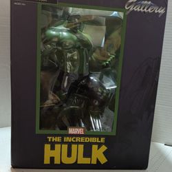 Incredible Hulk Marvel Gallery Statue Comic Version 