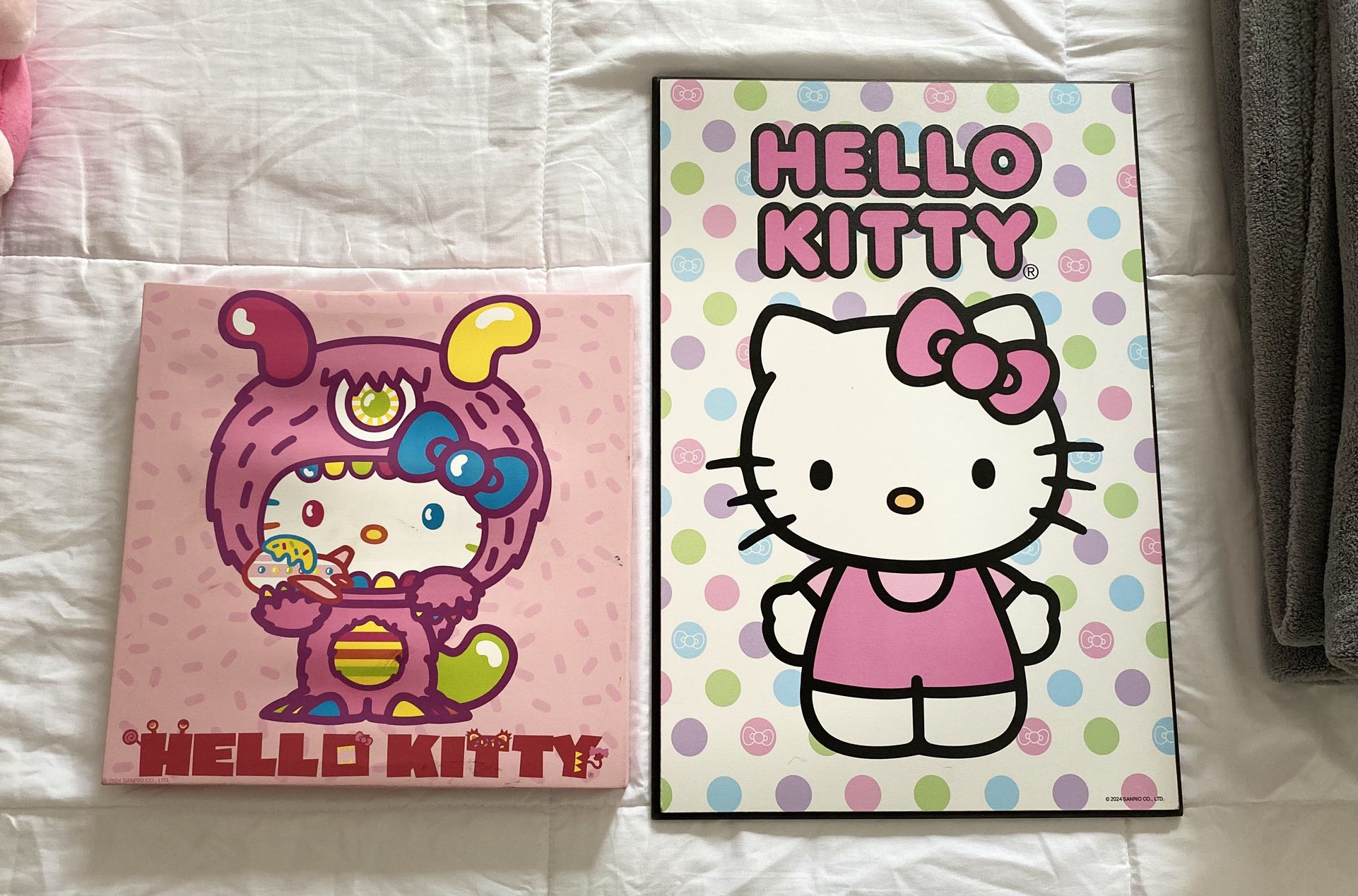 Hello kitty wall decor
