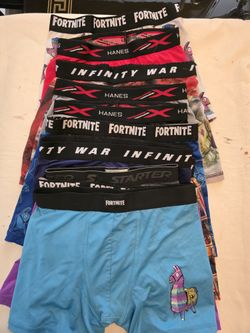 Boys Briefs 12 Pair Like New Mid Large