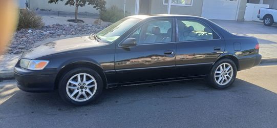 2000 Toyota Camry