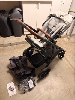 UPPAbaby Vista V3 Stroller + Infant SnugSeat | Gray | Excellent Condition