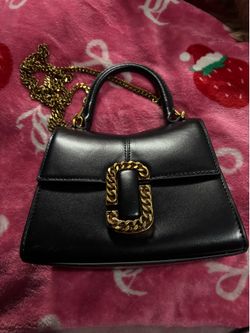 Marc Jacob’s black bag