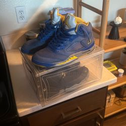 Air Jordan 5 Laney Size 11 