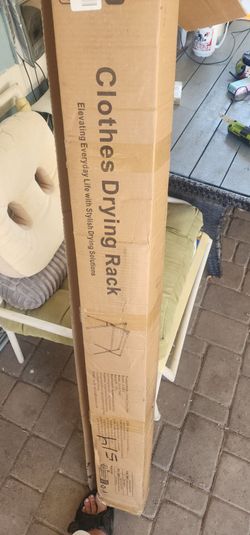 Clothes drying rack