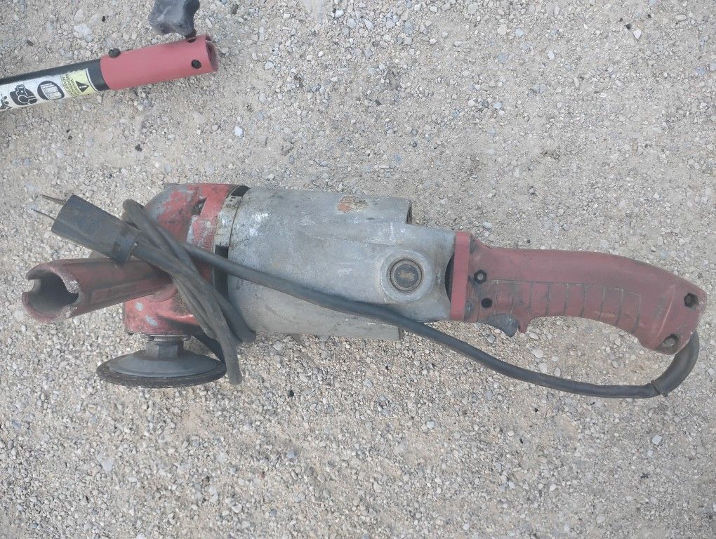 Milwaukee Grinder