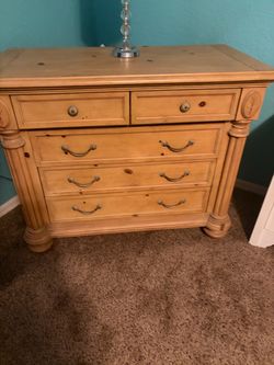 Bedroom set Queen $350